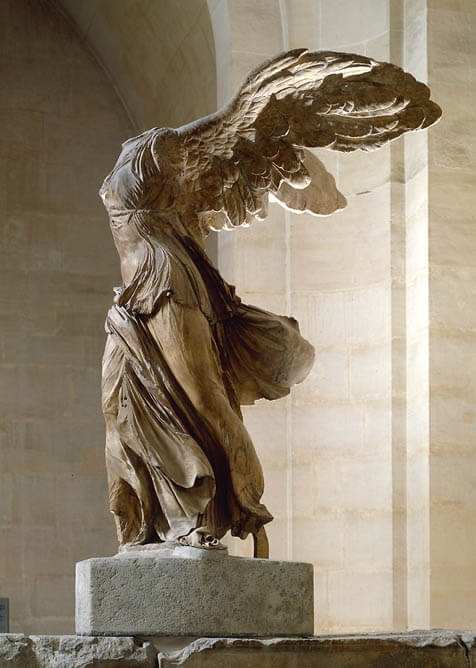 [:vi]Winged Victory of Samothrace-Lourve2[:]